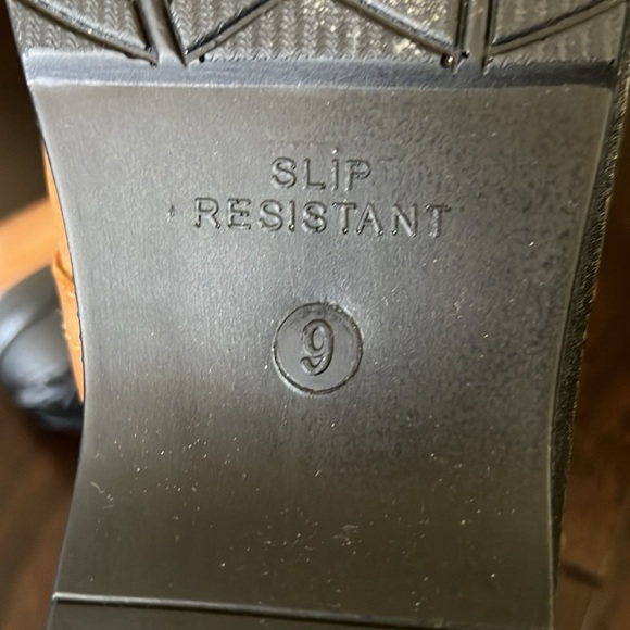 Easy street slip resistant brown slip on 9 - Picture 11 of 11